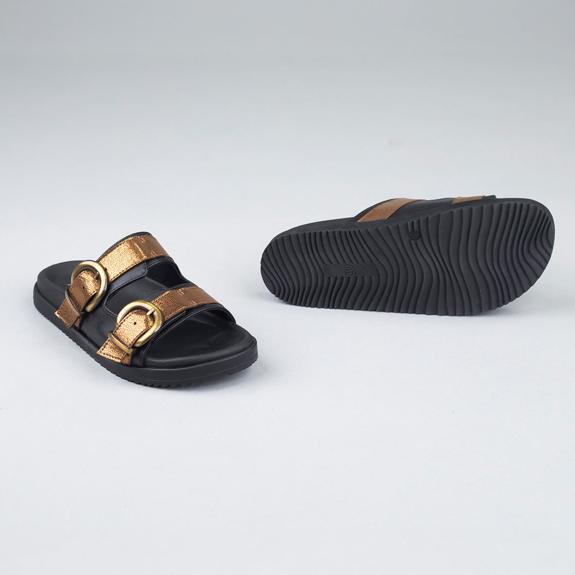 Amelie Vegan Black + Bronze