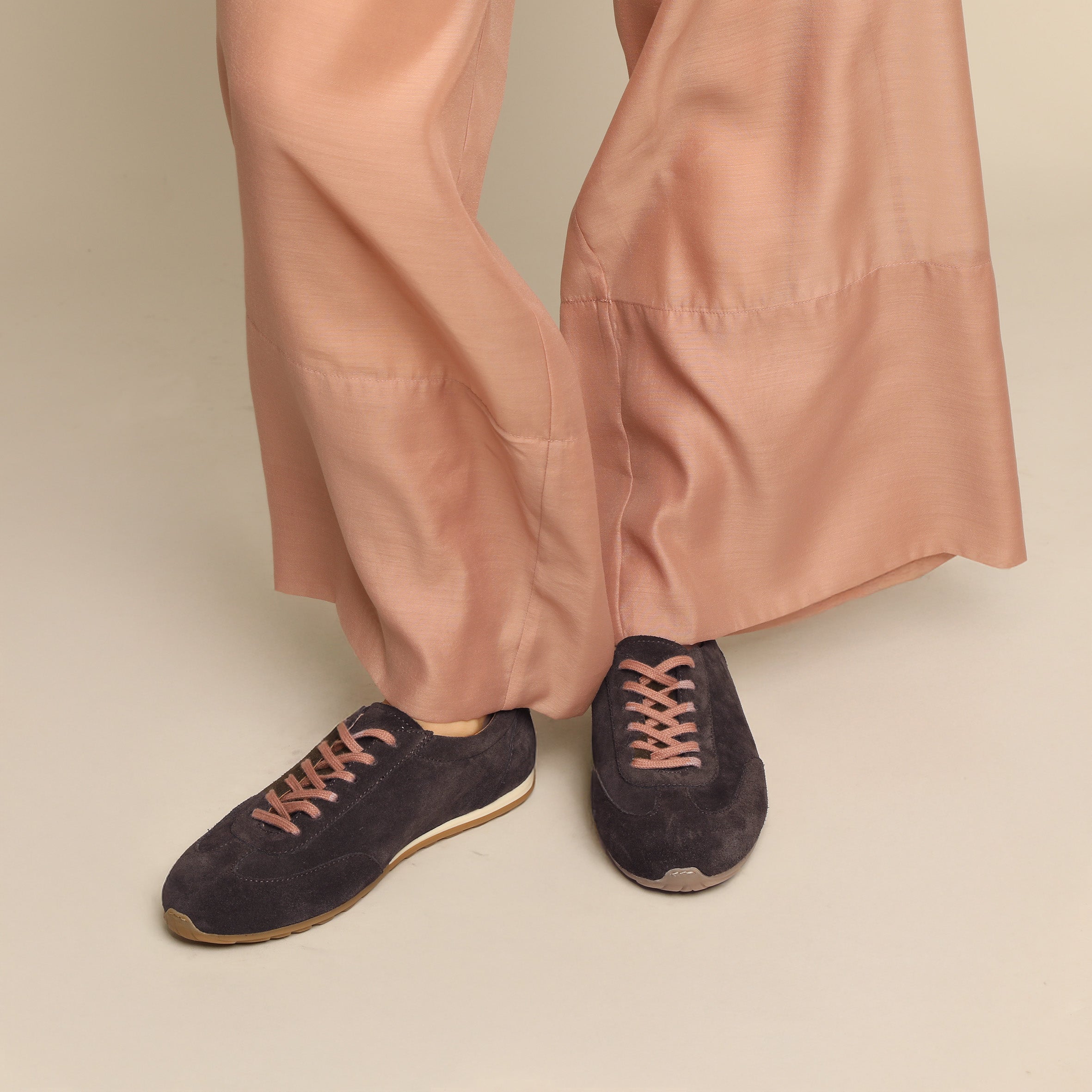 Benny Chocolate Trainer by Esska