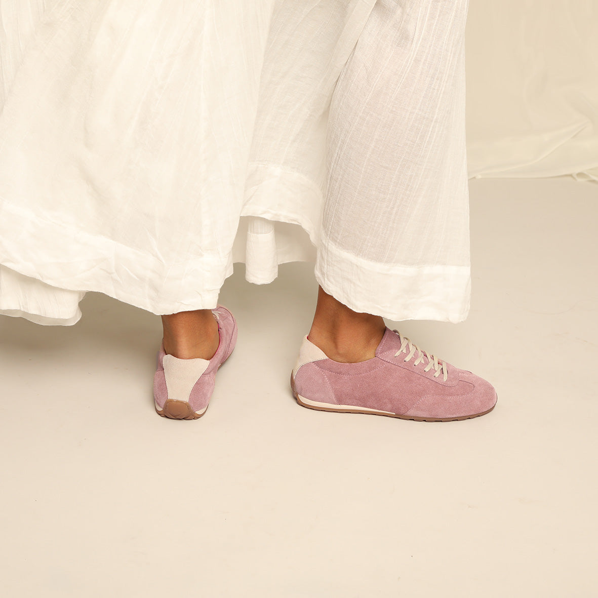 Benny Rose Trainer by Esska