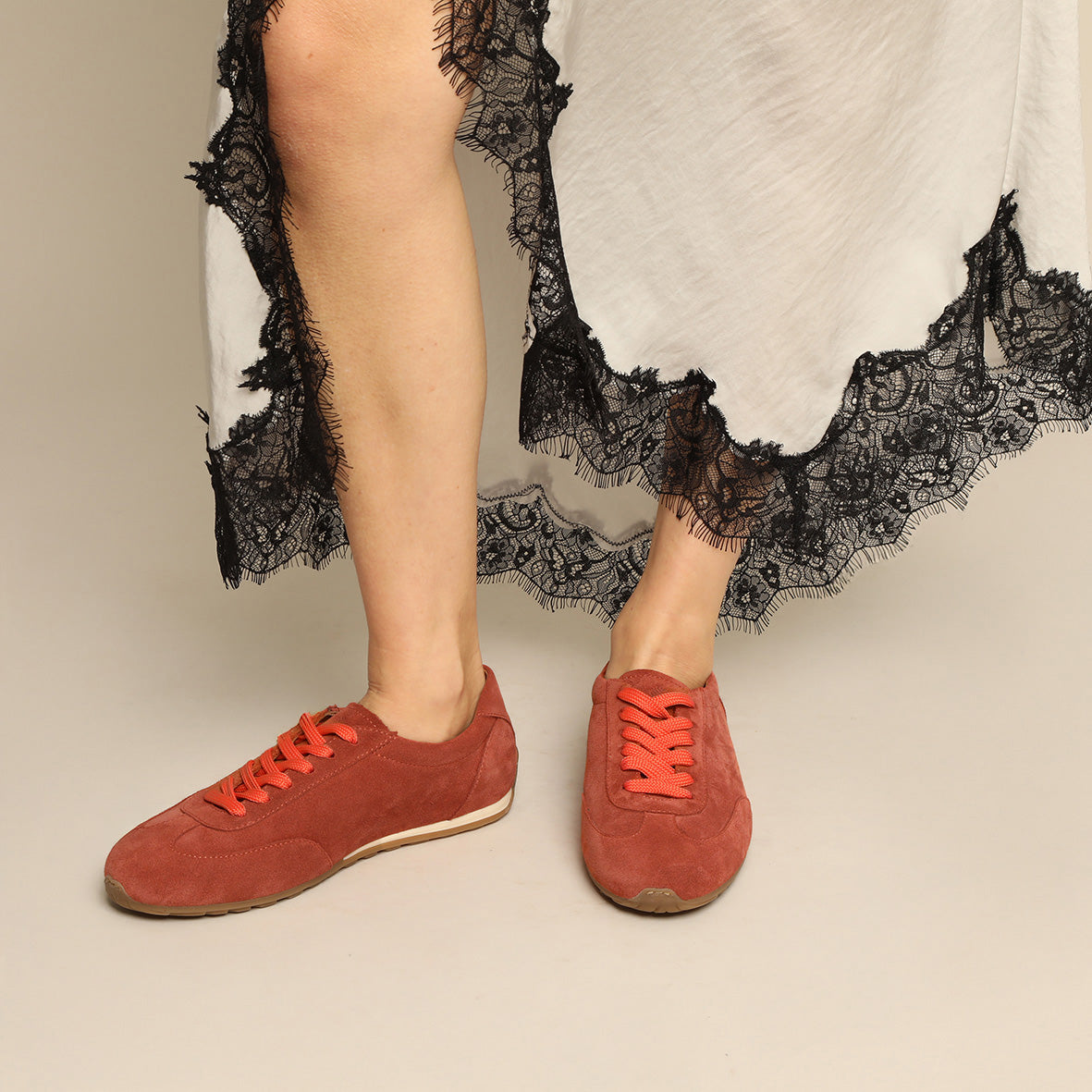 Benny Rust Trainer by Esska