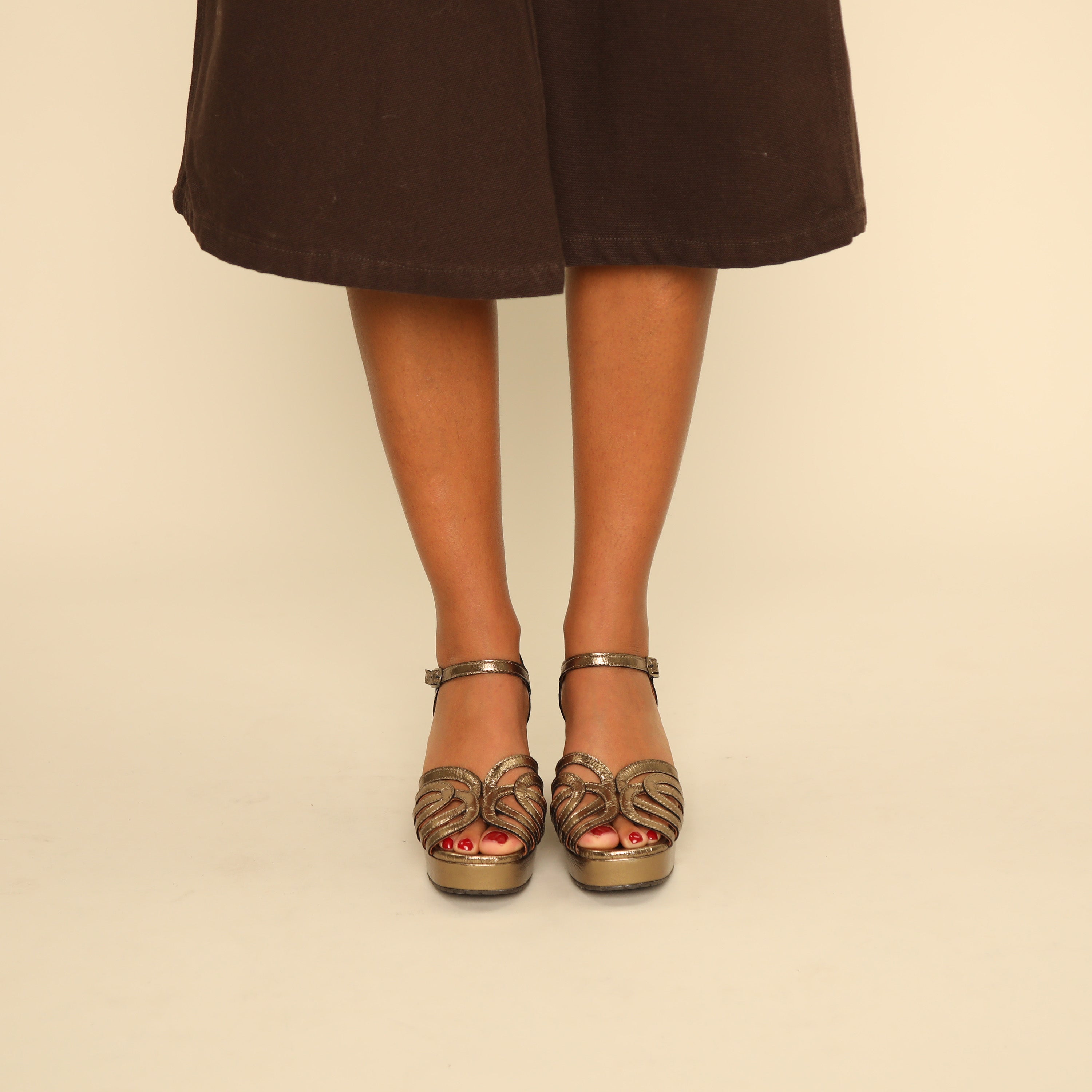Capricorn Metallic Smoke Mid Sandal by Esska