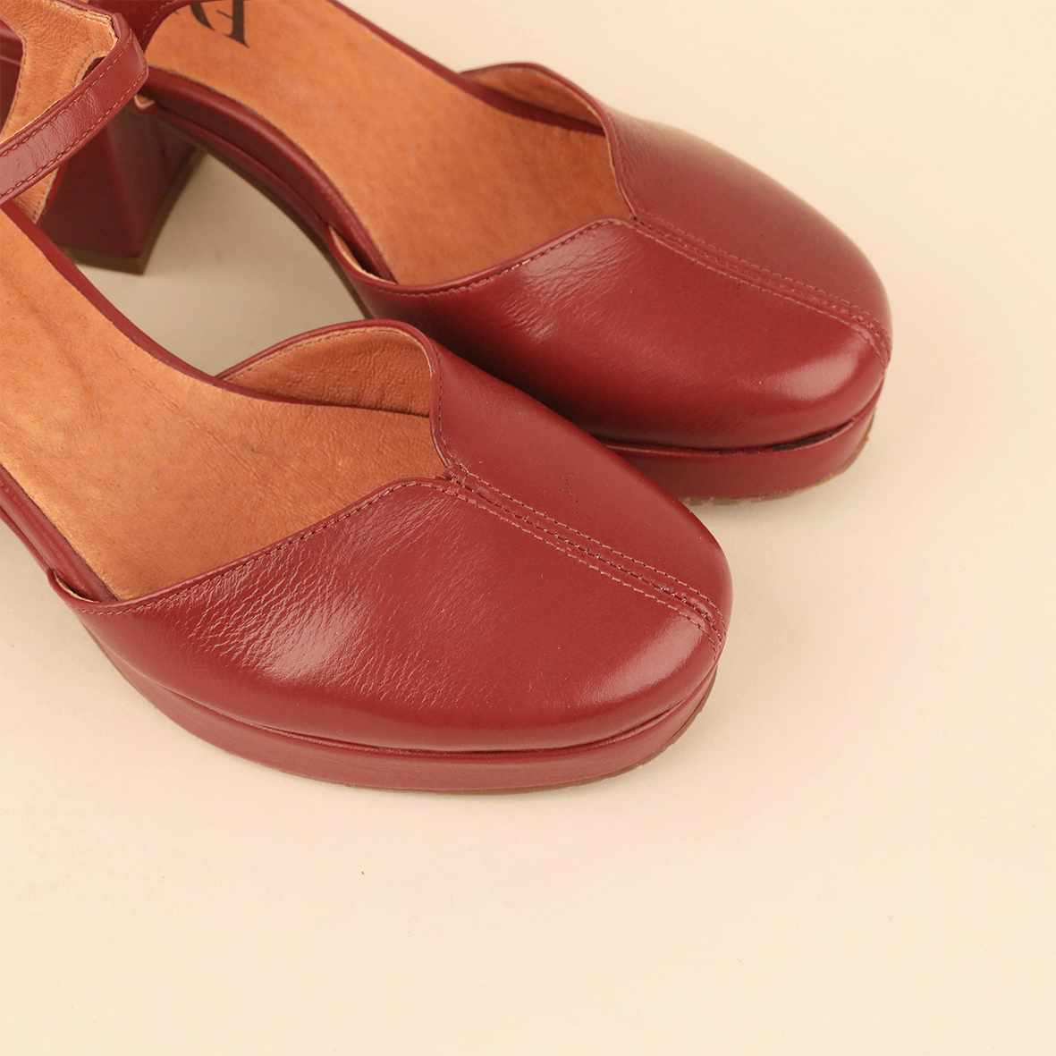 Carol Rosewood Mid Shoe by Esska