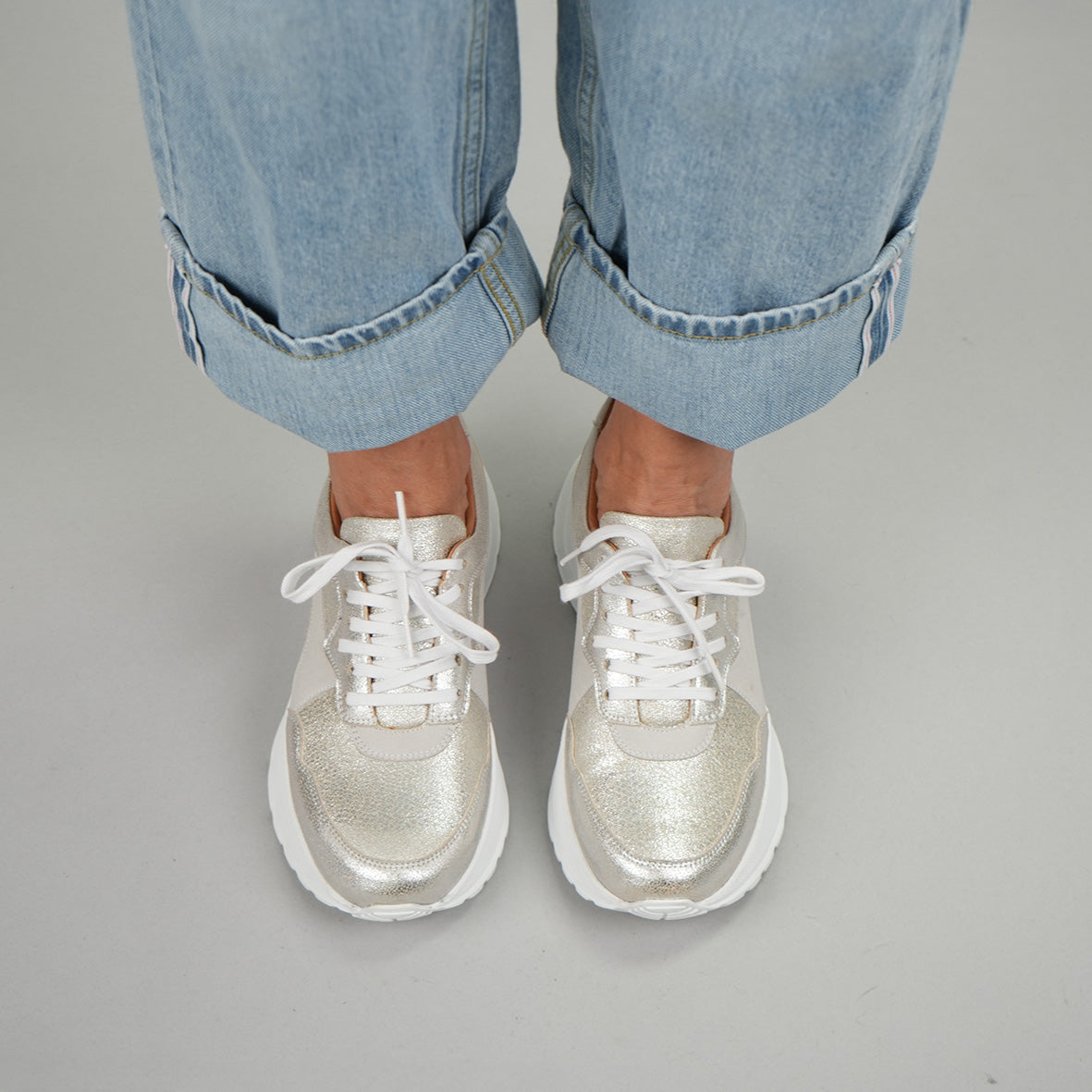 Carteira Vegan Silver Trainer by Esska