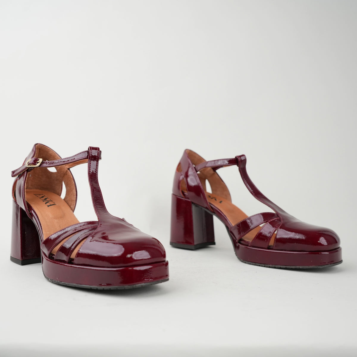 Sample - Chaza Wine Patent - Size 42 UK8 Mid Shoe by Esska