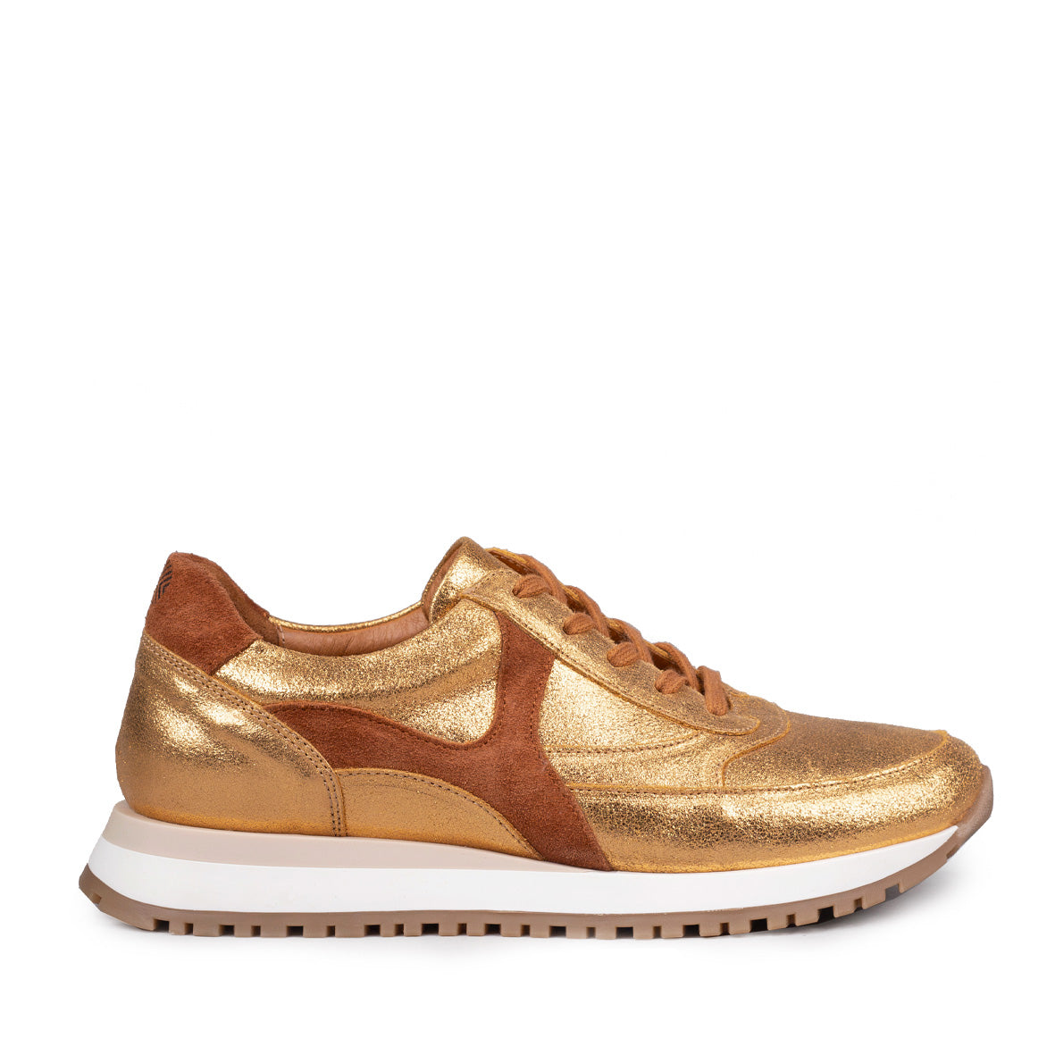 Cinda Gold Trainer by Esska
