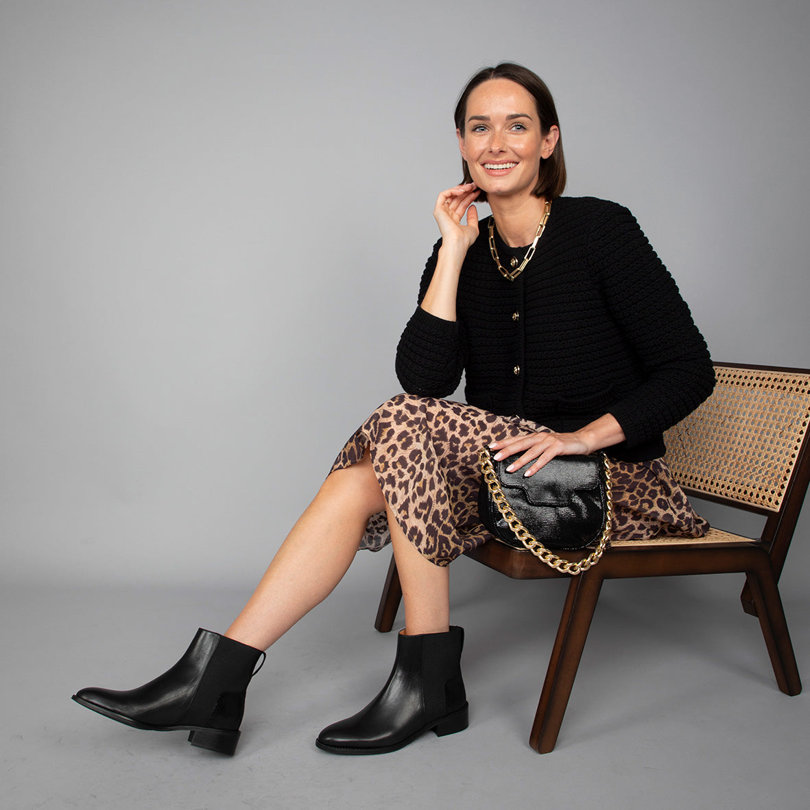 Dawn Black | ESSKA