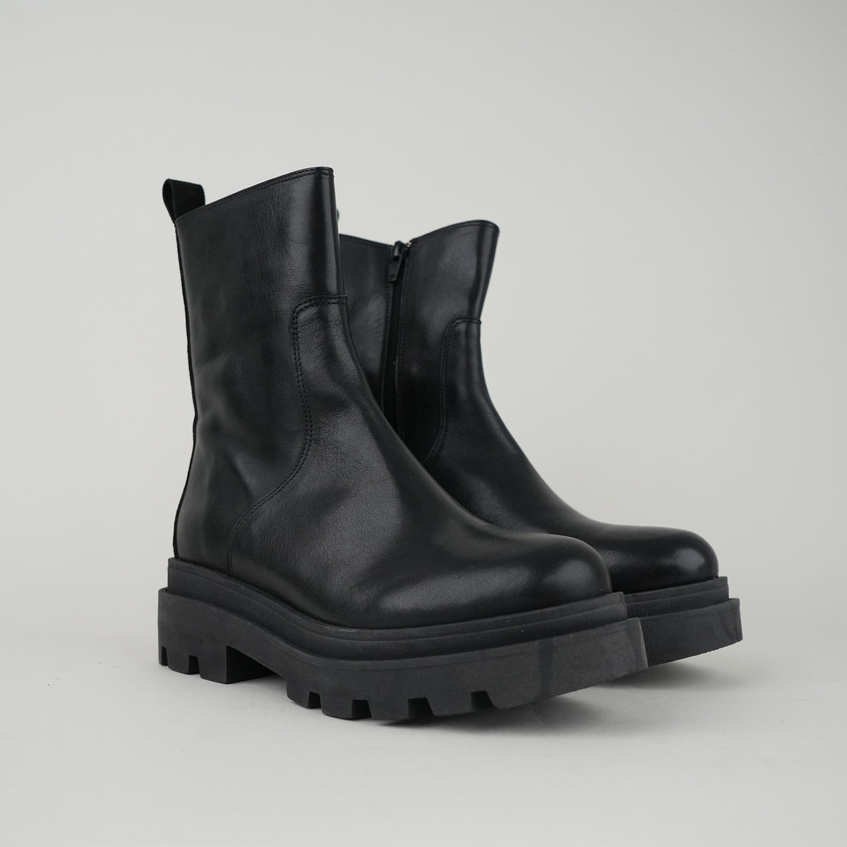 Sample - Ozie Black - Size 37 (UK4)