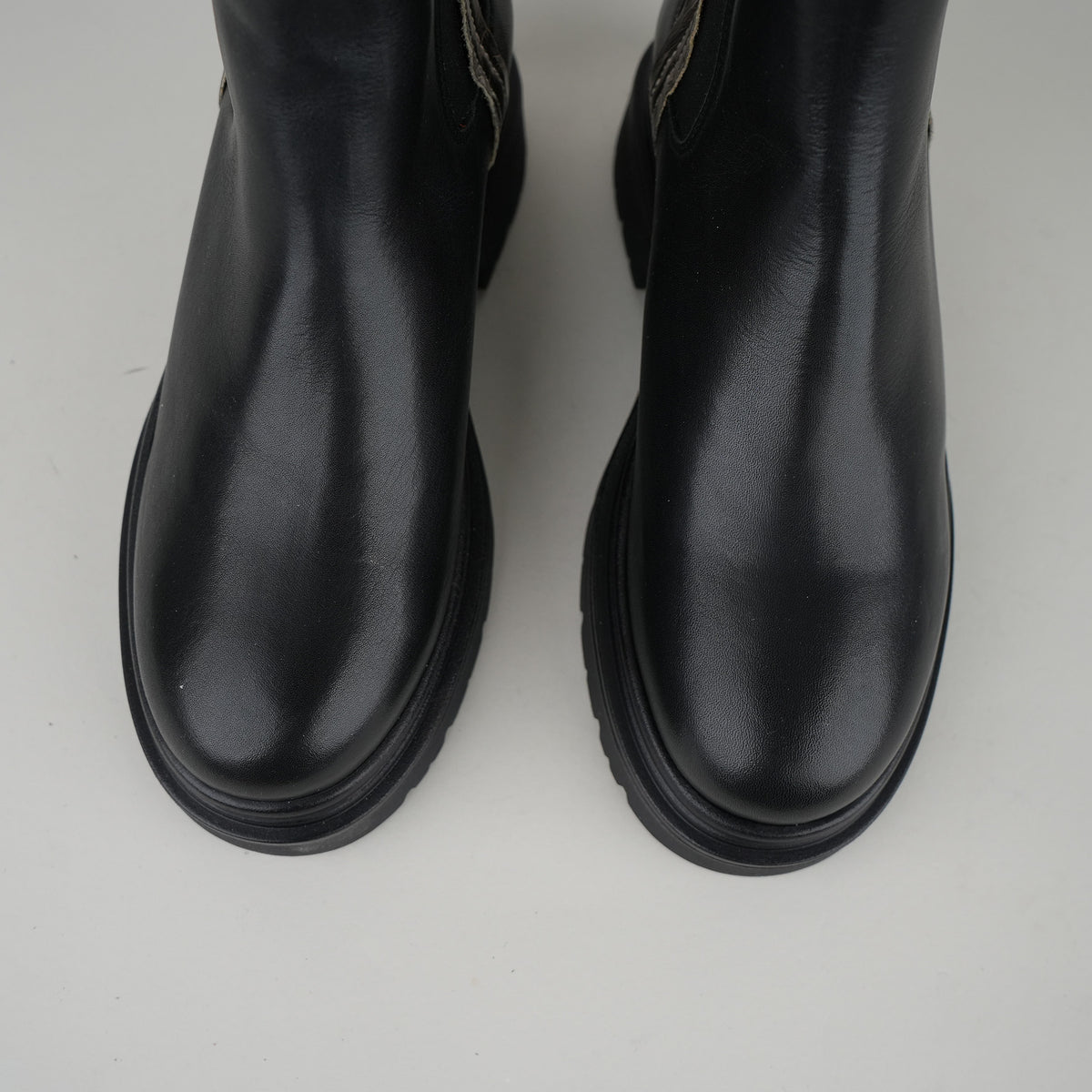Sample - Hugo Black - Size 37 (UK4)