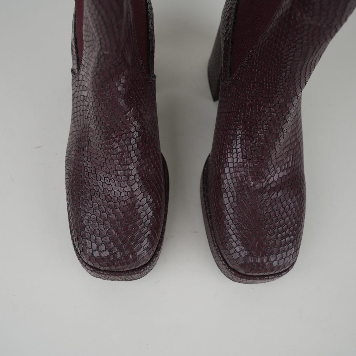 Sample - Sammy Plum Snake - Size 37 (UK4)