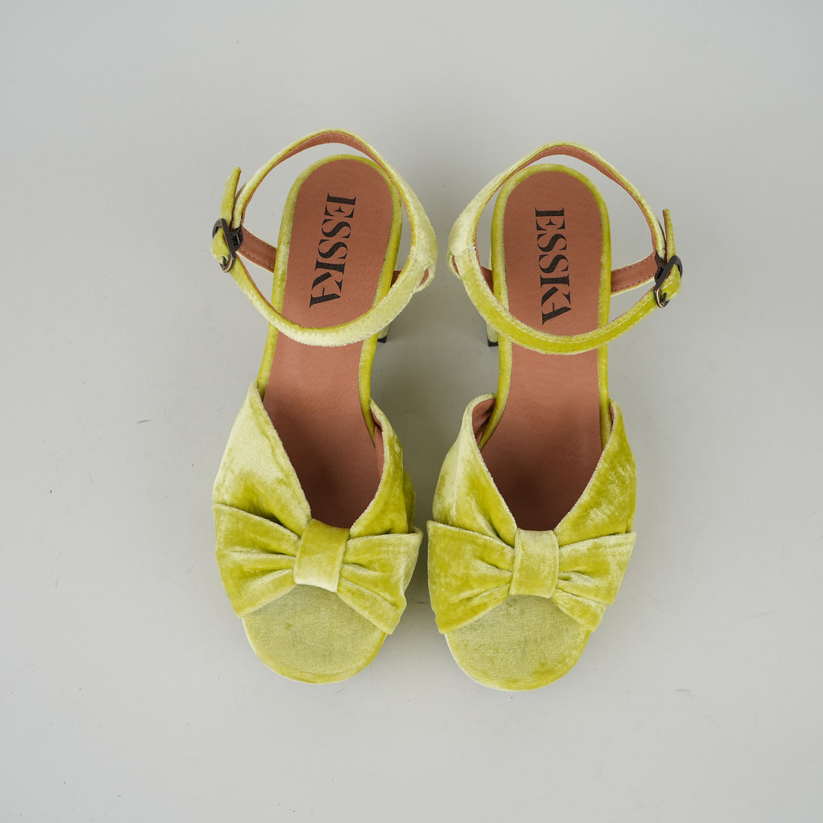 Sample - Chilli Velvet Lime - Size 37 (UK4)