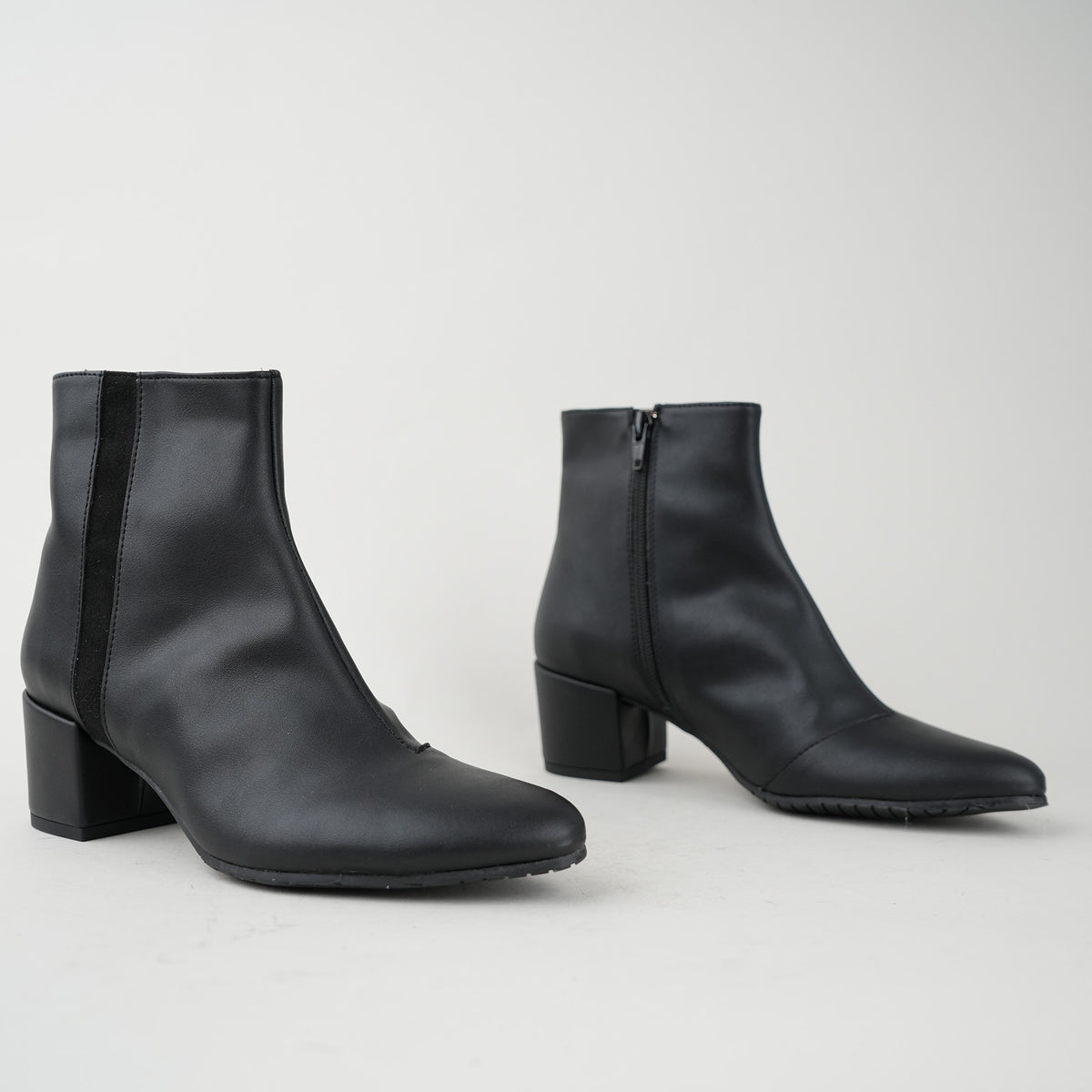 Sample - Kitty Vegan Black - Size 37 (UK4)