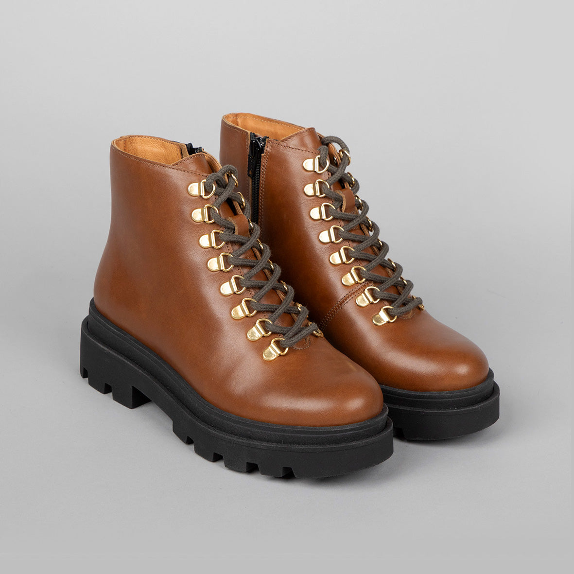 Estelle Tan Flat Boot by Esska