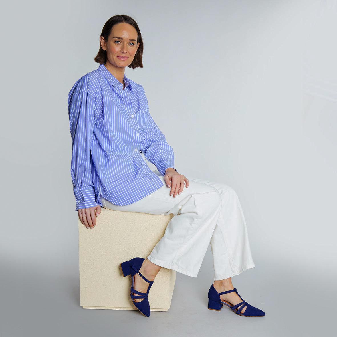 Lina Ink Blue Low Shoe by Esska