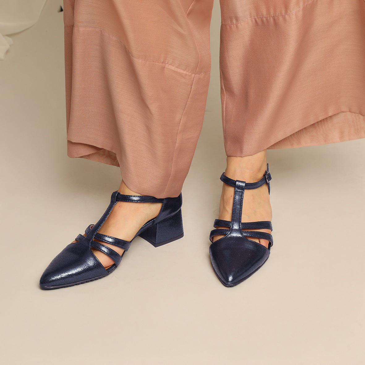 Lina Vegan Metallic Navy Low Shoe by Esska