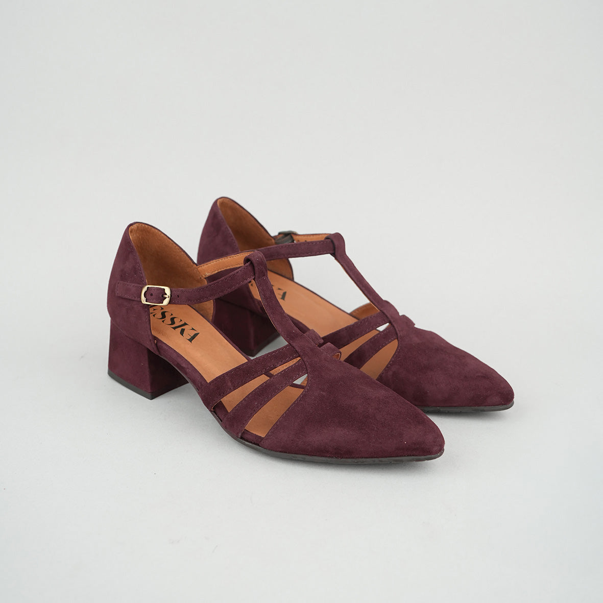 Lina Burgundy Suede Low Shoe by Esska