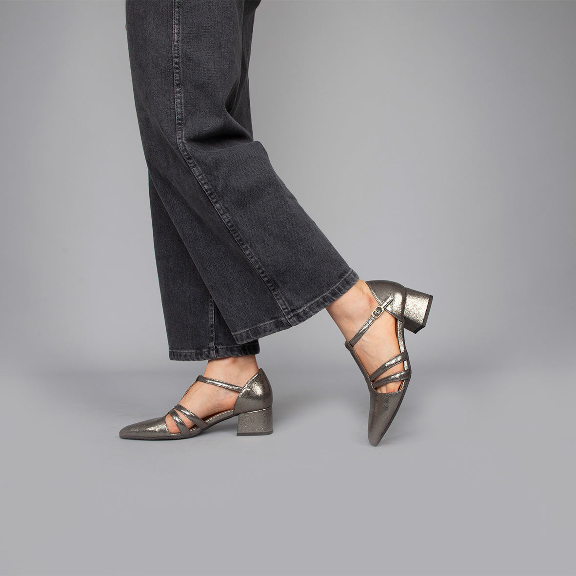 Lina Vegan Gunmetal Low Shoe by Esska