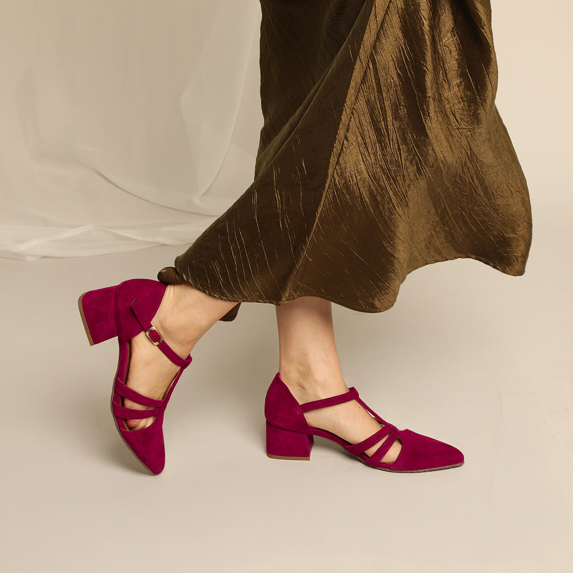 Lina Wine Low Shoe by Esska