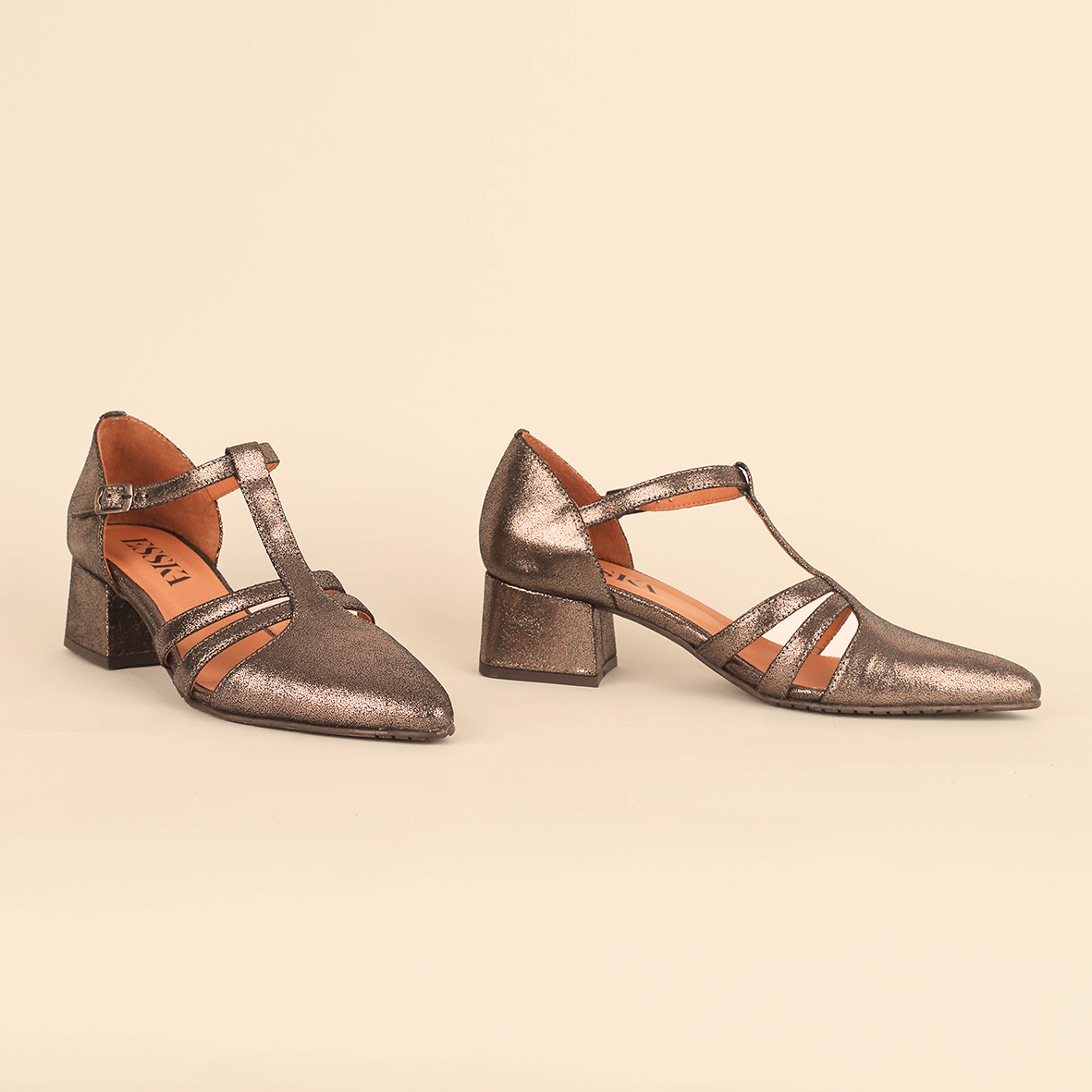 Lina Metallic Iron