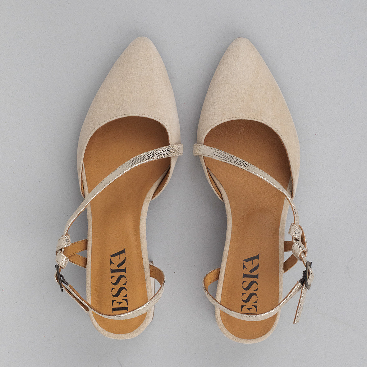 Luna Stone Low Shoe by Esska