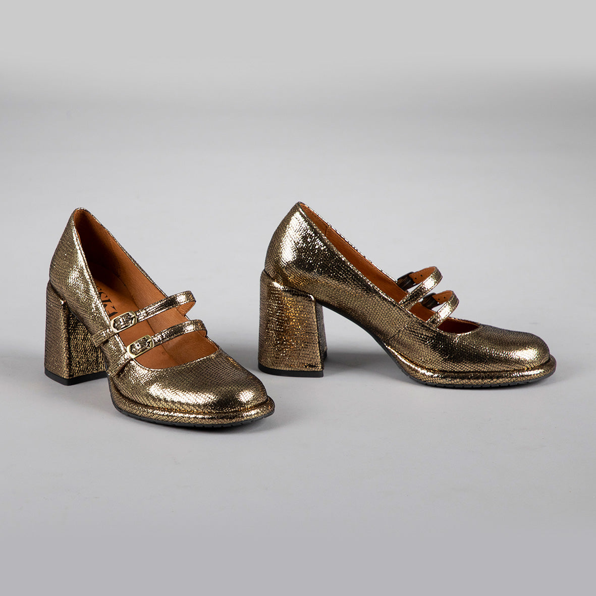 Maya Onyx Mid High Shoe by Esska