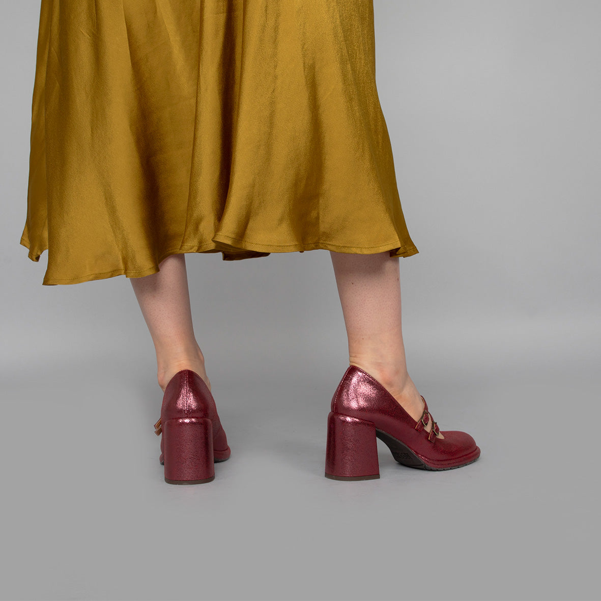 Maya Vegan Wine Mid High Shoe by Esska