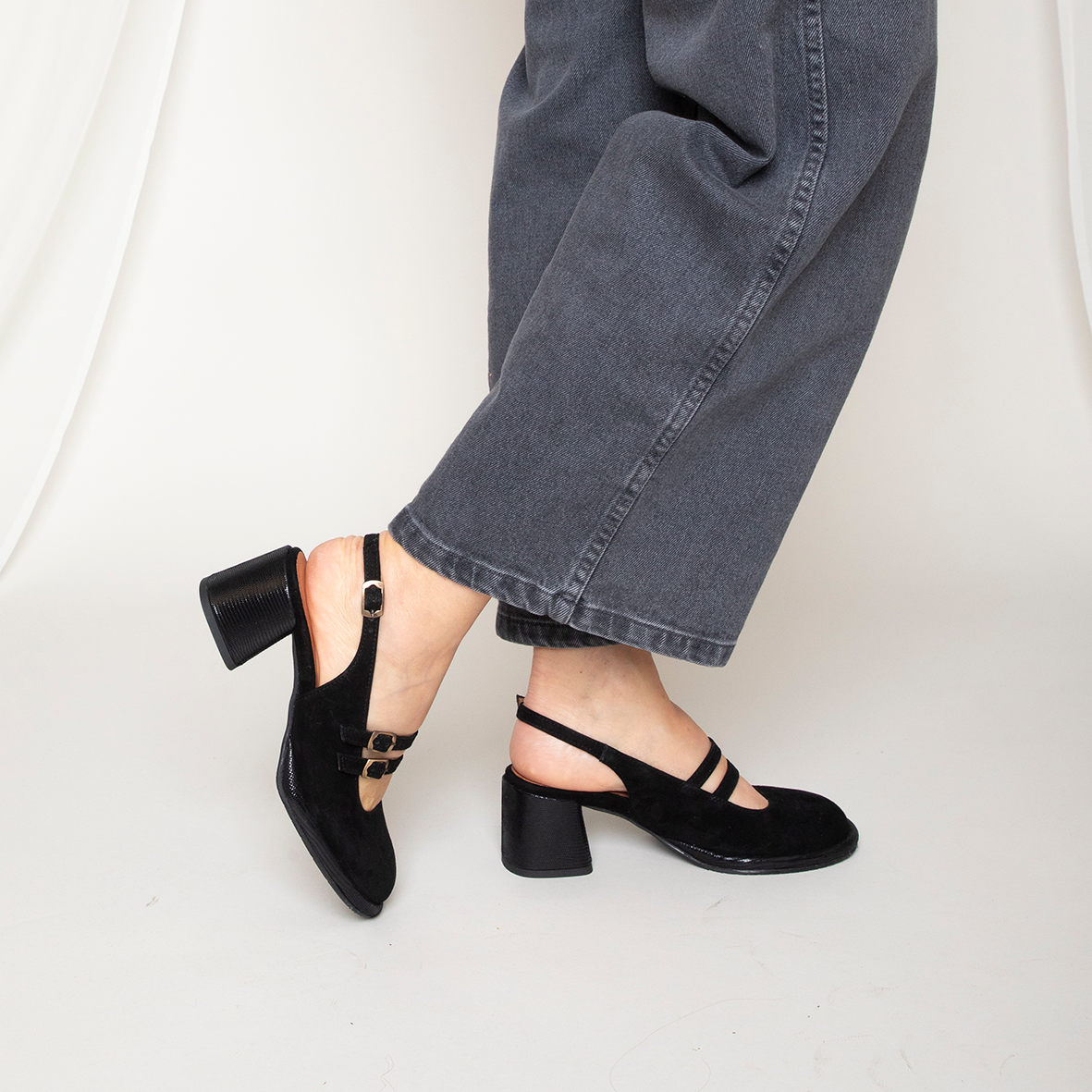 Melody Black Mid Shoe by Esska