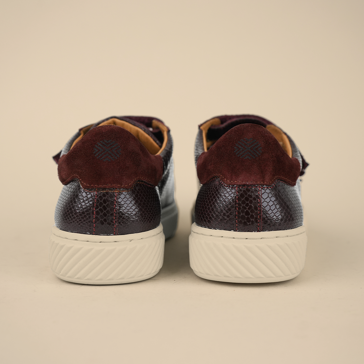Narla Bordeaux Rept Trainer by Esska