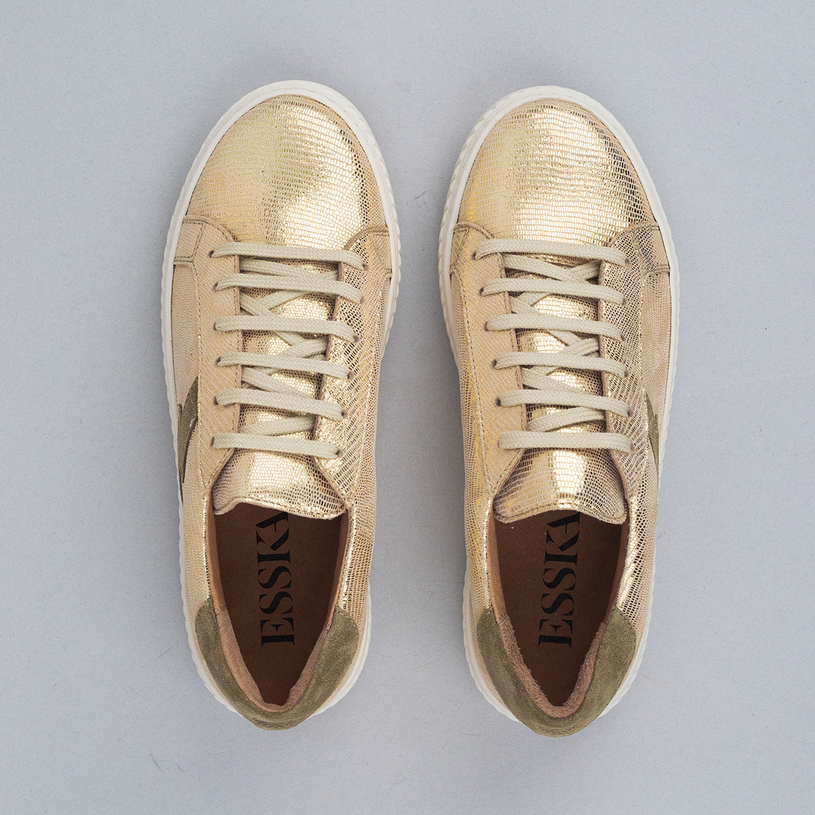 Nola Gold SP Trainer by Esska
