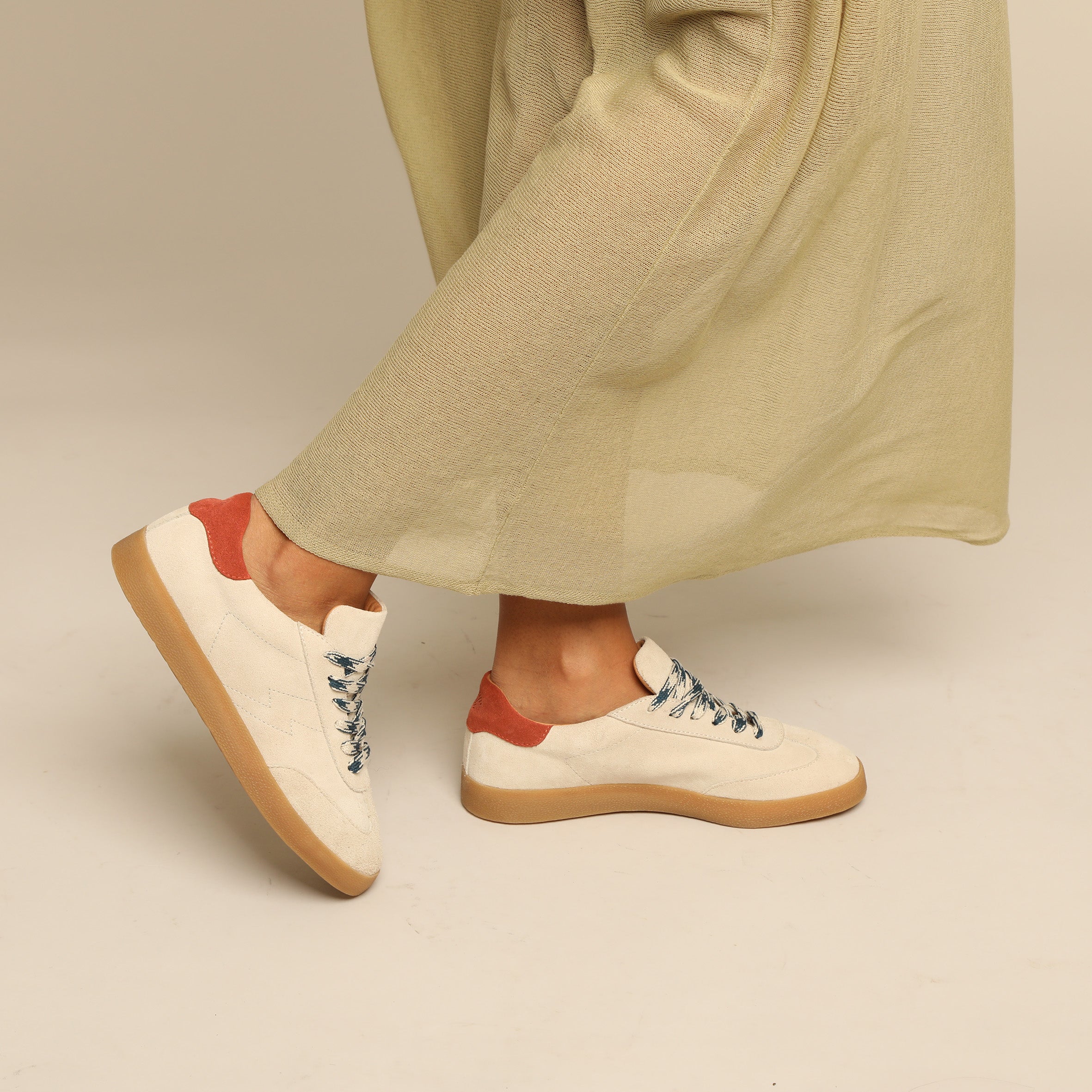 Oslo Stone Trainer by Esska