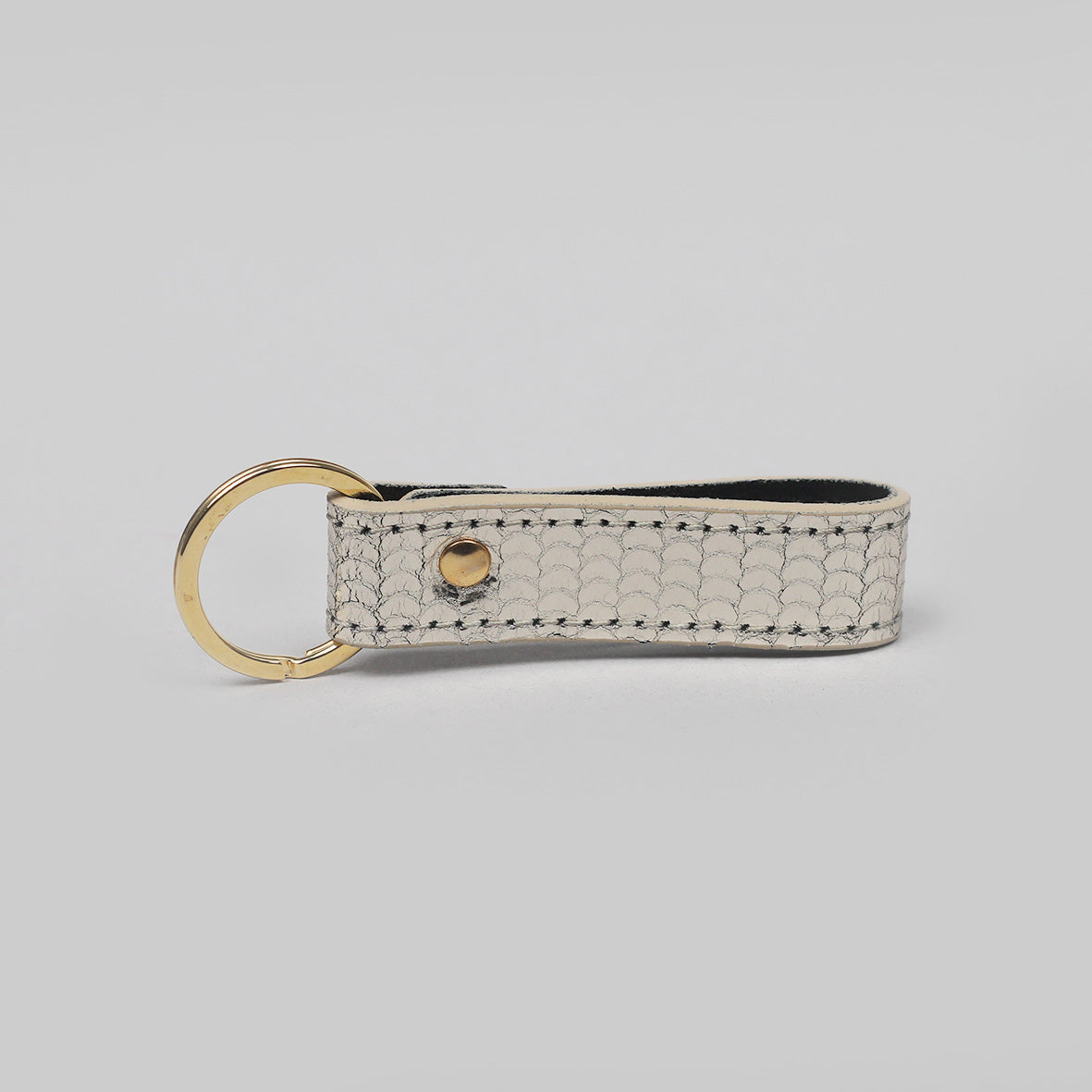 Rea Keychain - Metallic Platinum