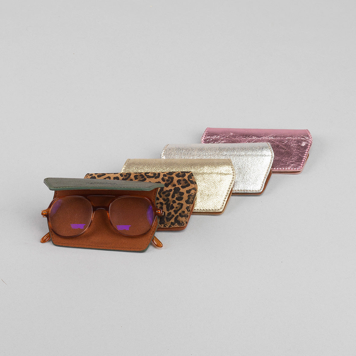 Reem Glasses Case - Metallic Pink Accessories by Esska