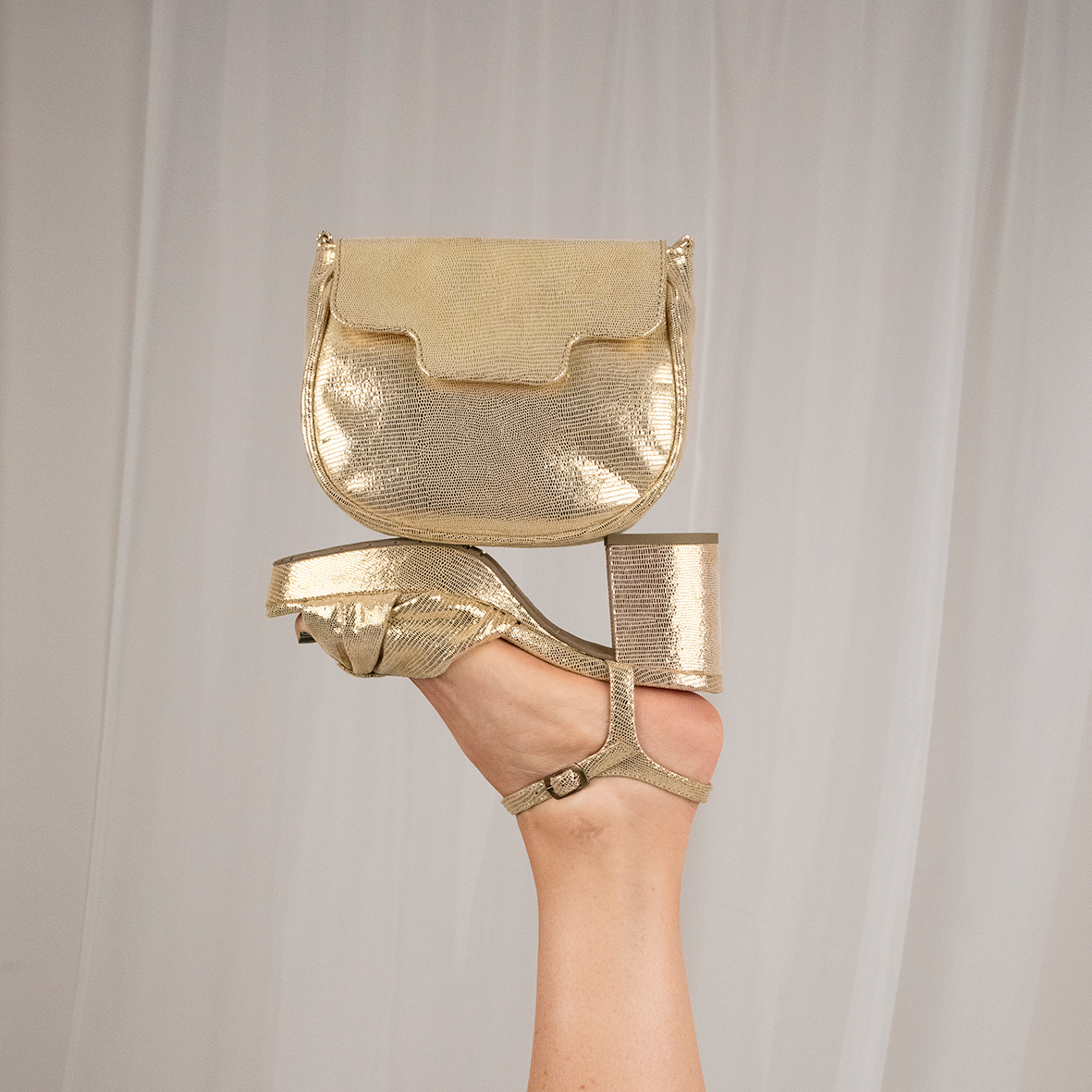 Romeo Bag Gold Bags by Esska