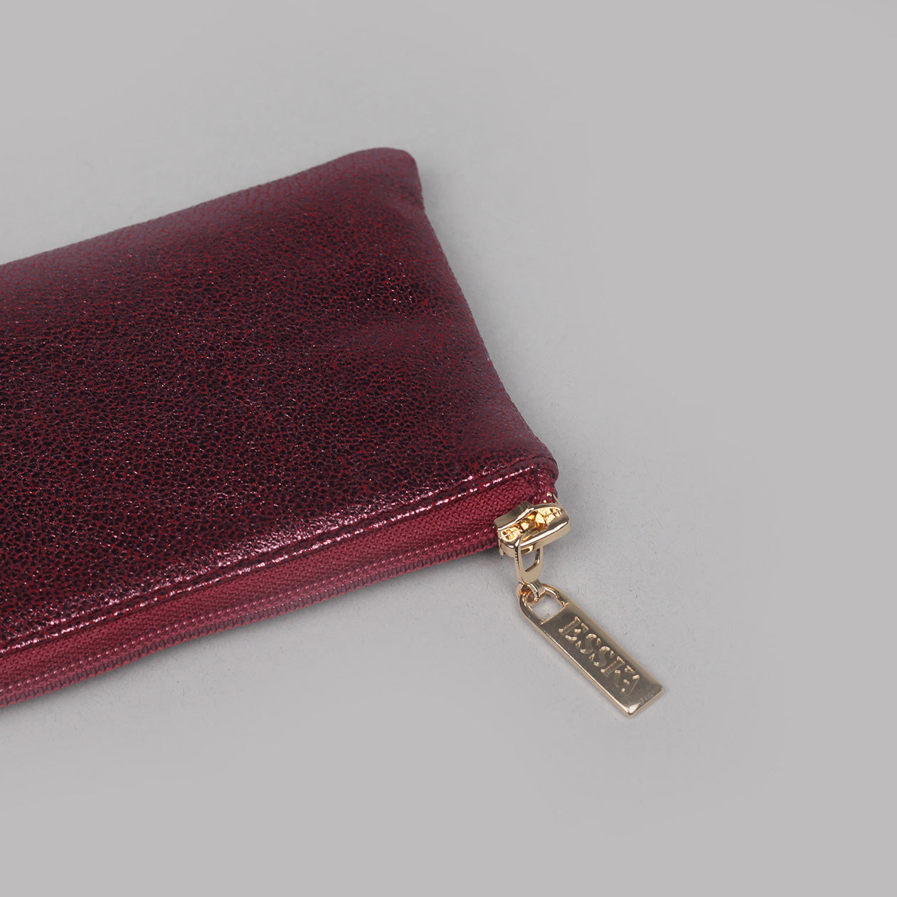 Ruth Small Pouch - Vegan Wine