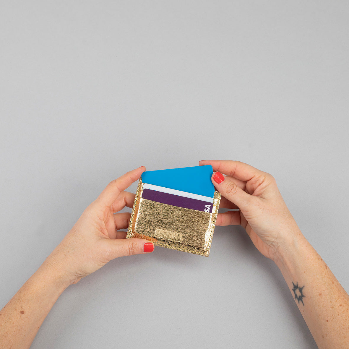 Ryan Wallet - Vegan Gold