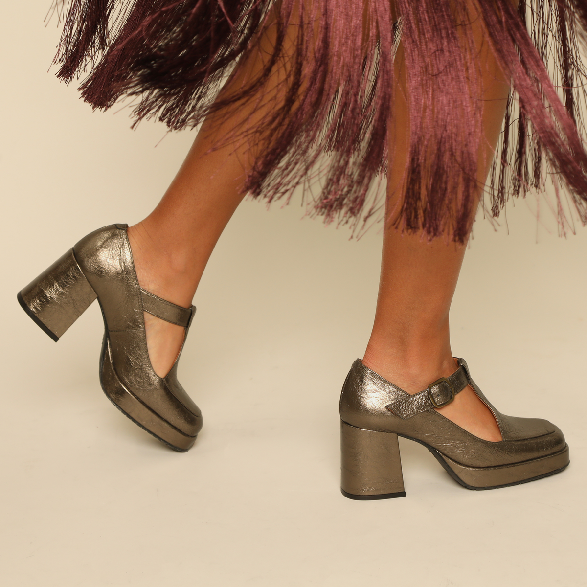 Saffron Metallic Smoke Mid Shoe by Esska