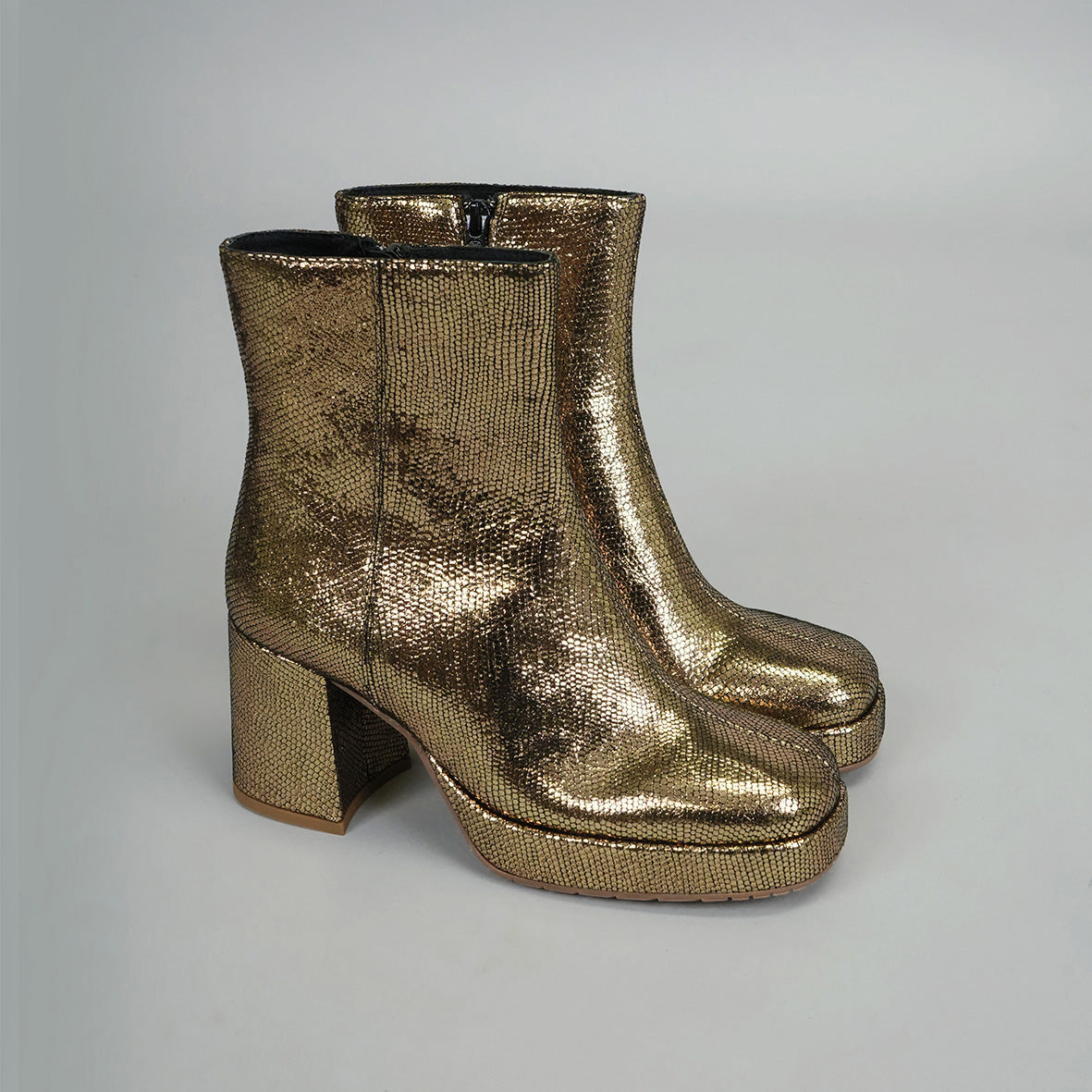 Sassy Onyx Mid Boot by Esska