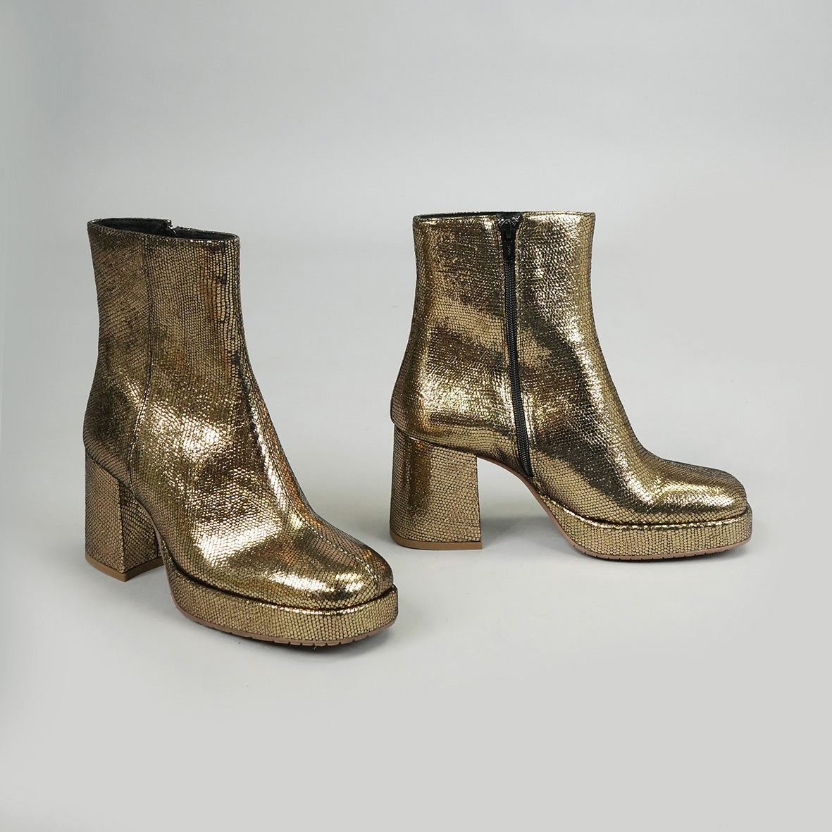 Sassy Onyx Mid Boot by Esska