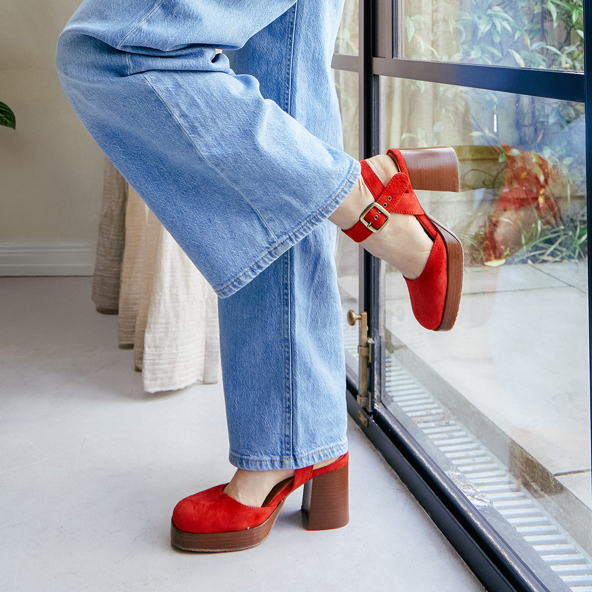 Selena Red