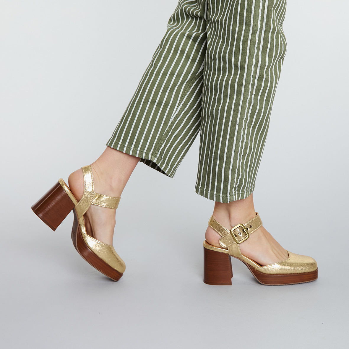 Selena WIDE Gold