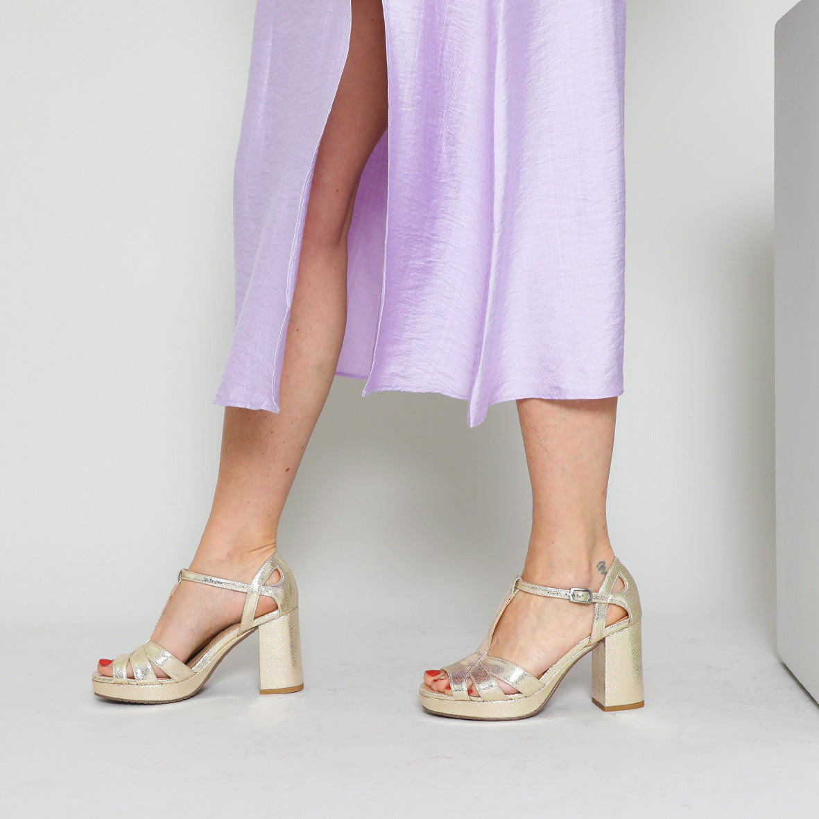 Valerie WIDE Vegan Platinum High Sandal by Esska