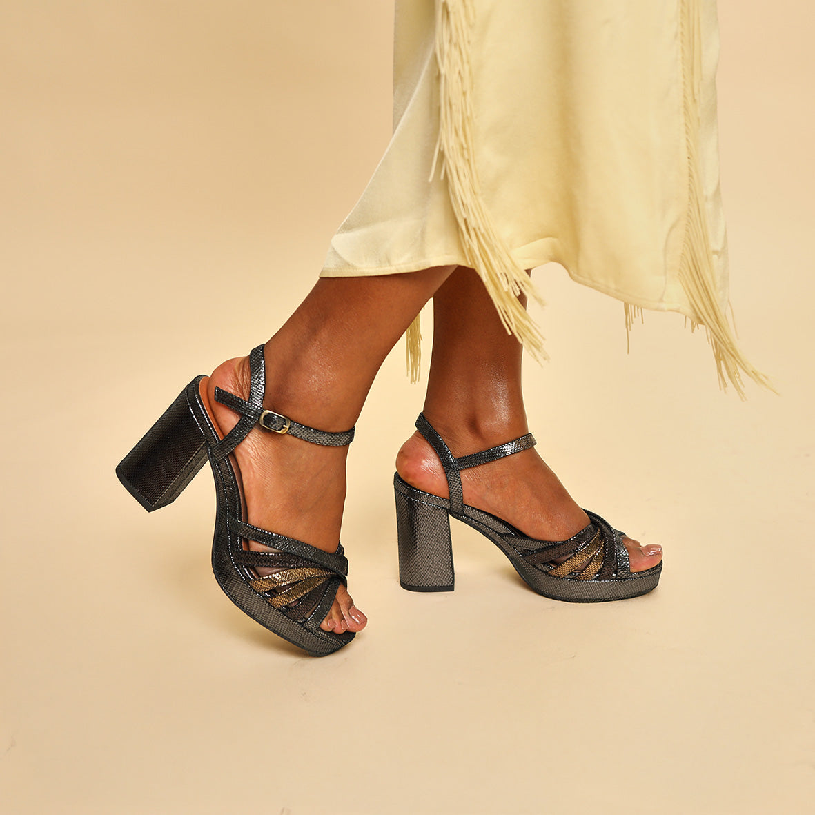 Veronica Metallic Niquel High Sandal by Esska