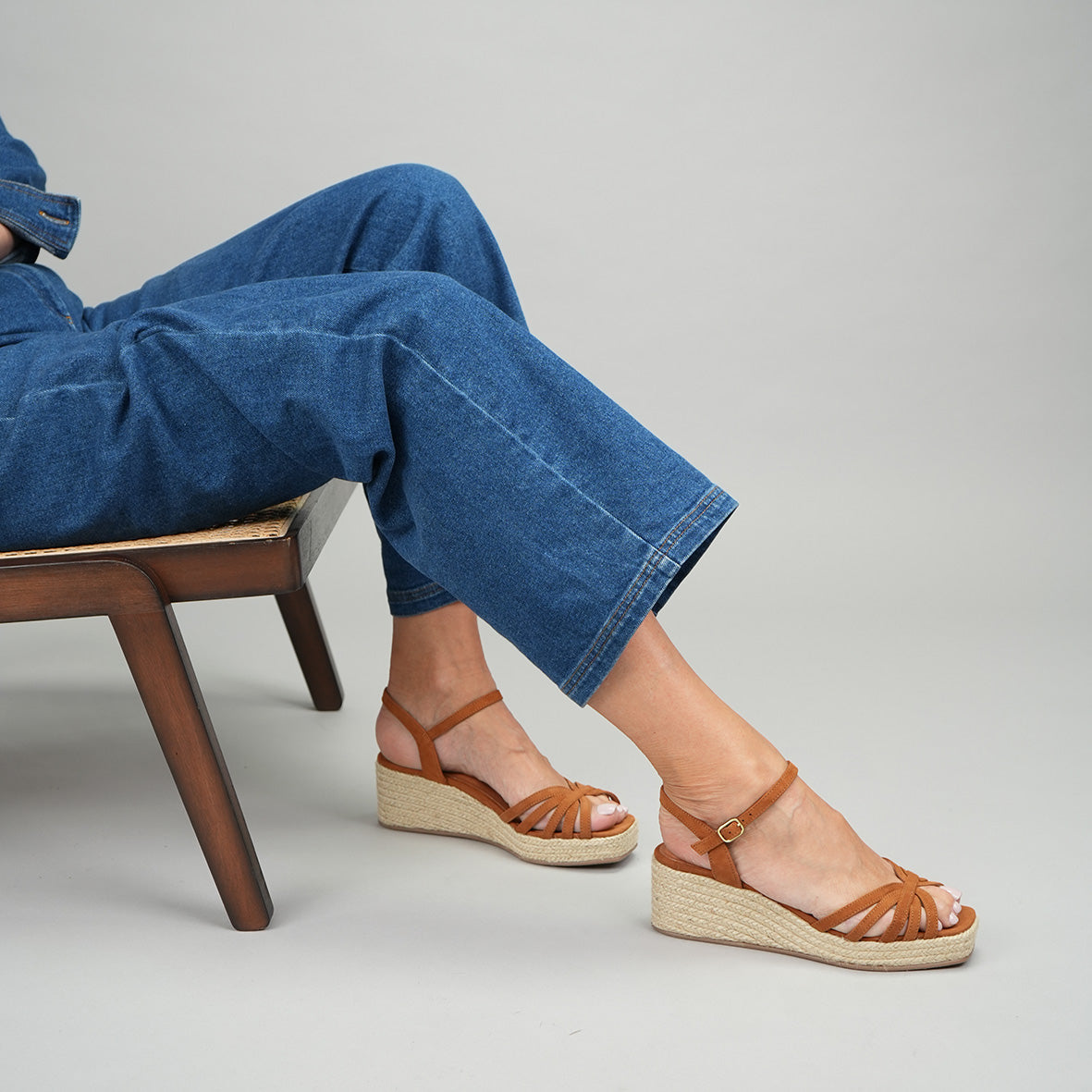 Wafa WIDE Tan Low Sandal by Esska
