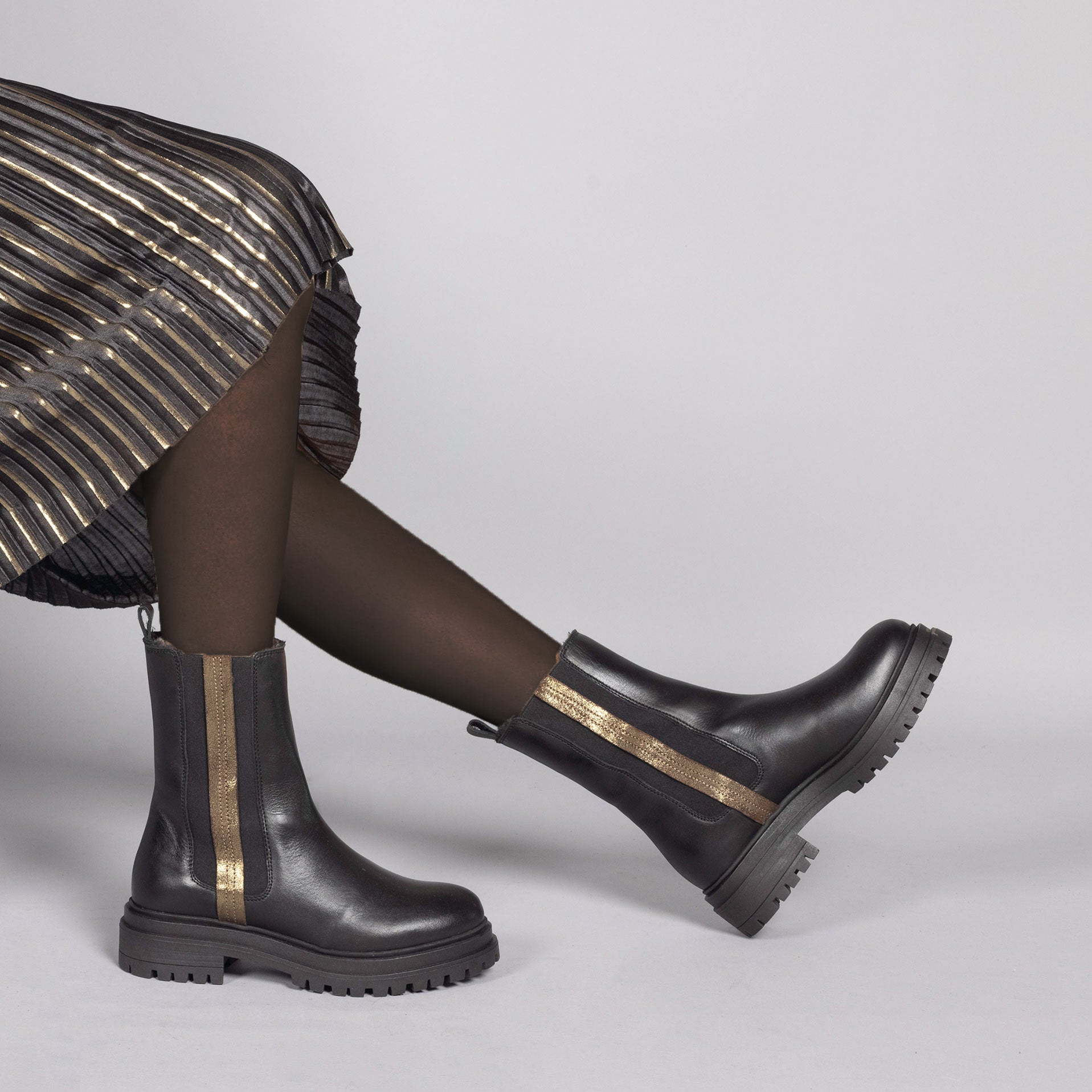 Yaline Black Flat Boot by Esska