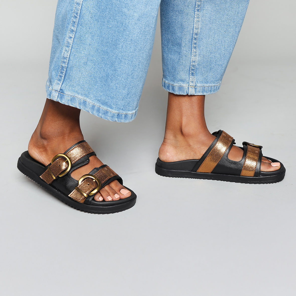 Amelie Vegan Black + Bronze