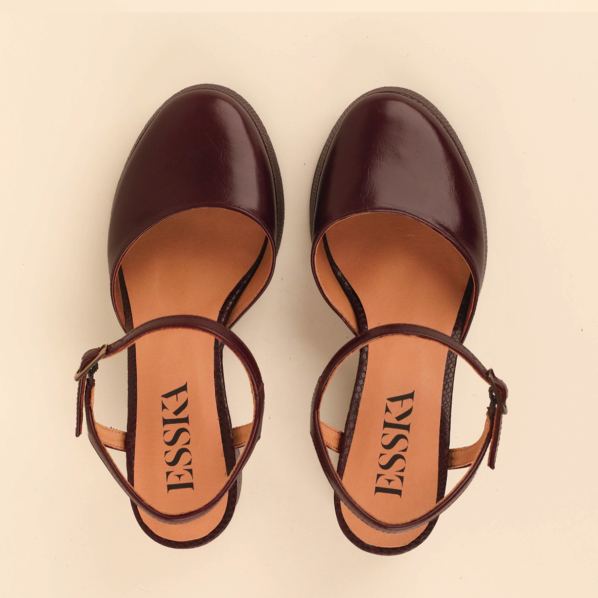 Aria Bordeaux Mid Shoe by Esska