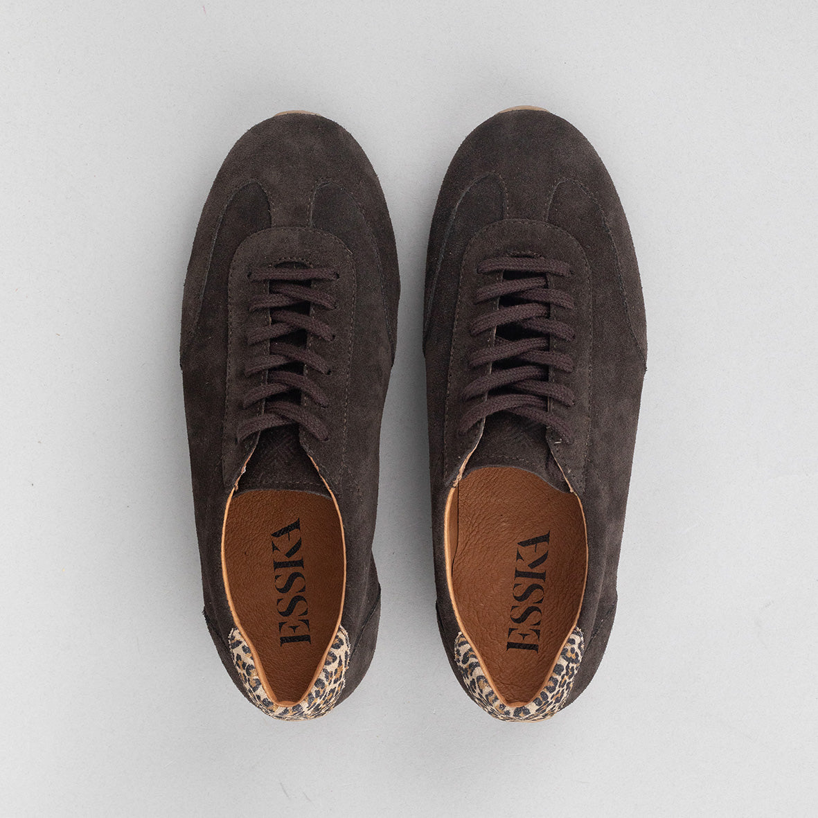 Benny Chocolate Trainer by Esska