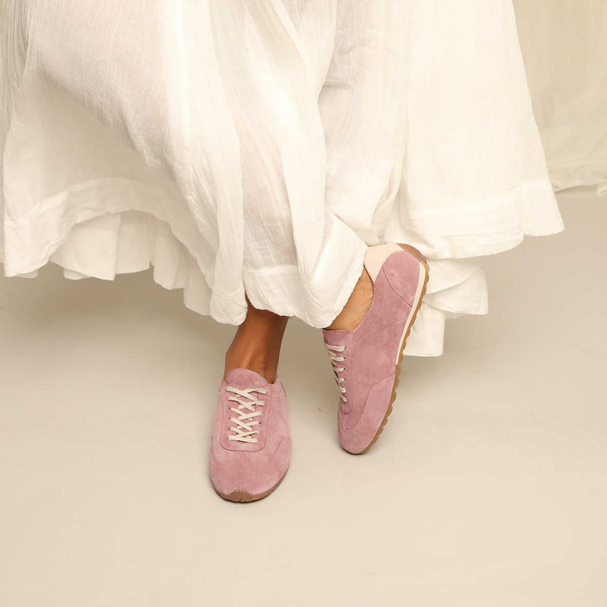 Benny Rose Trainer by Esska