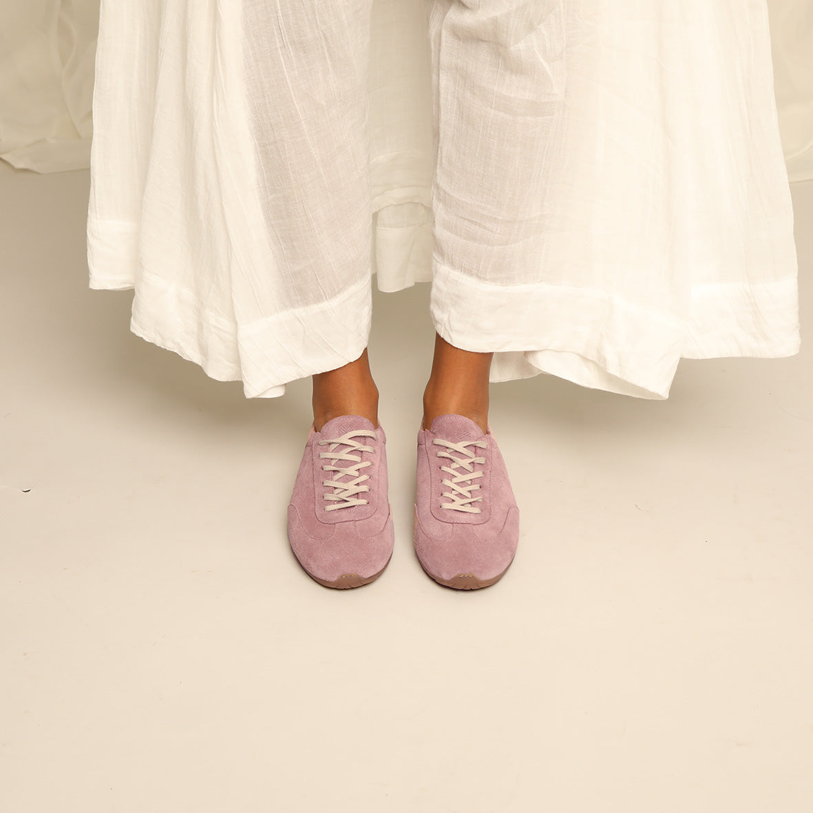Benny Rose Trainer by Esska