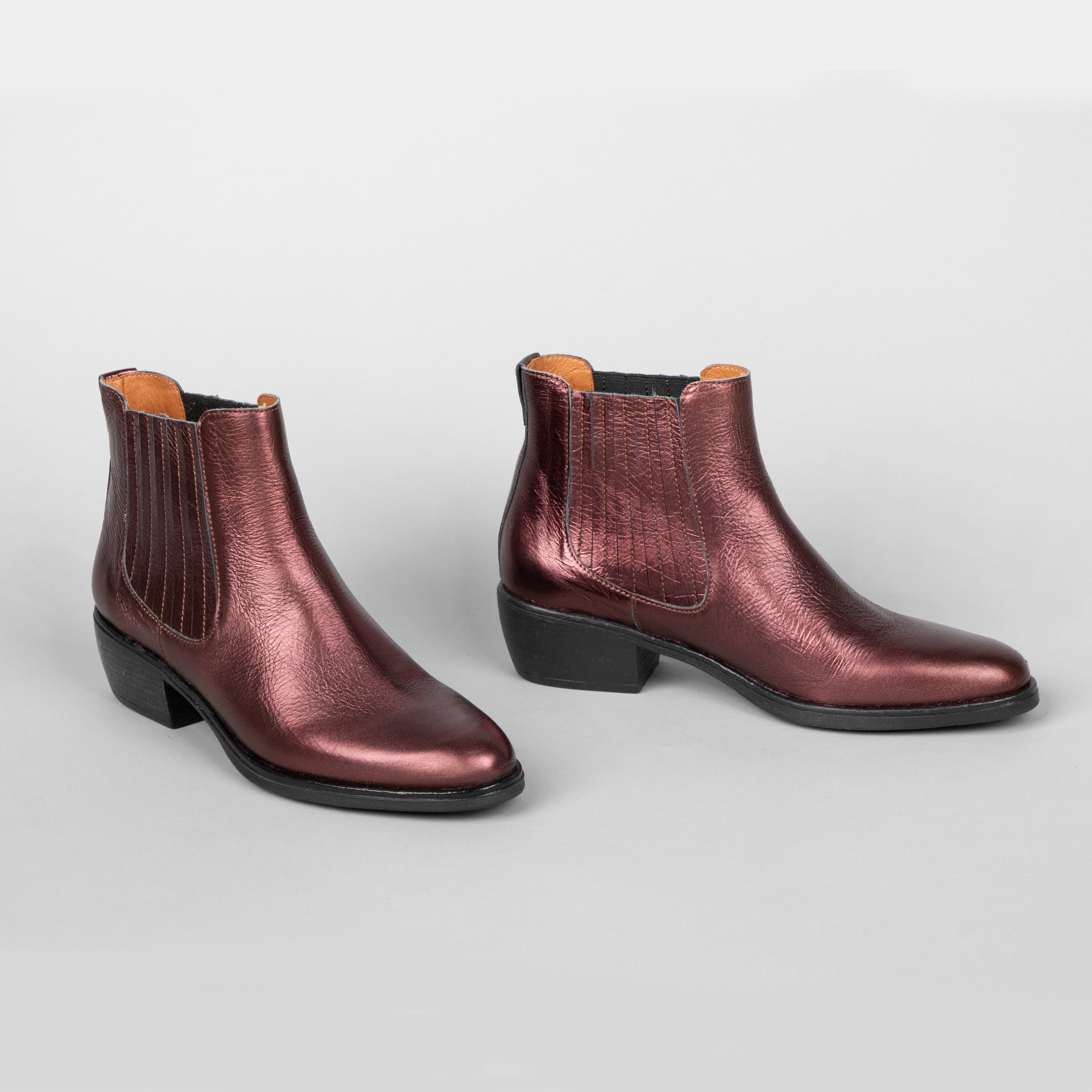 Bettina Plum Metallic