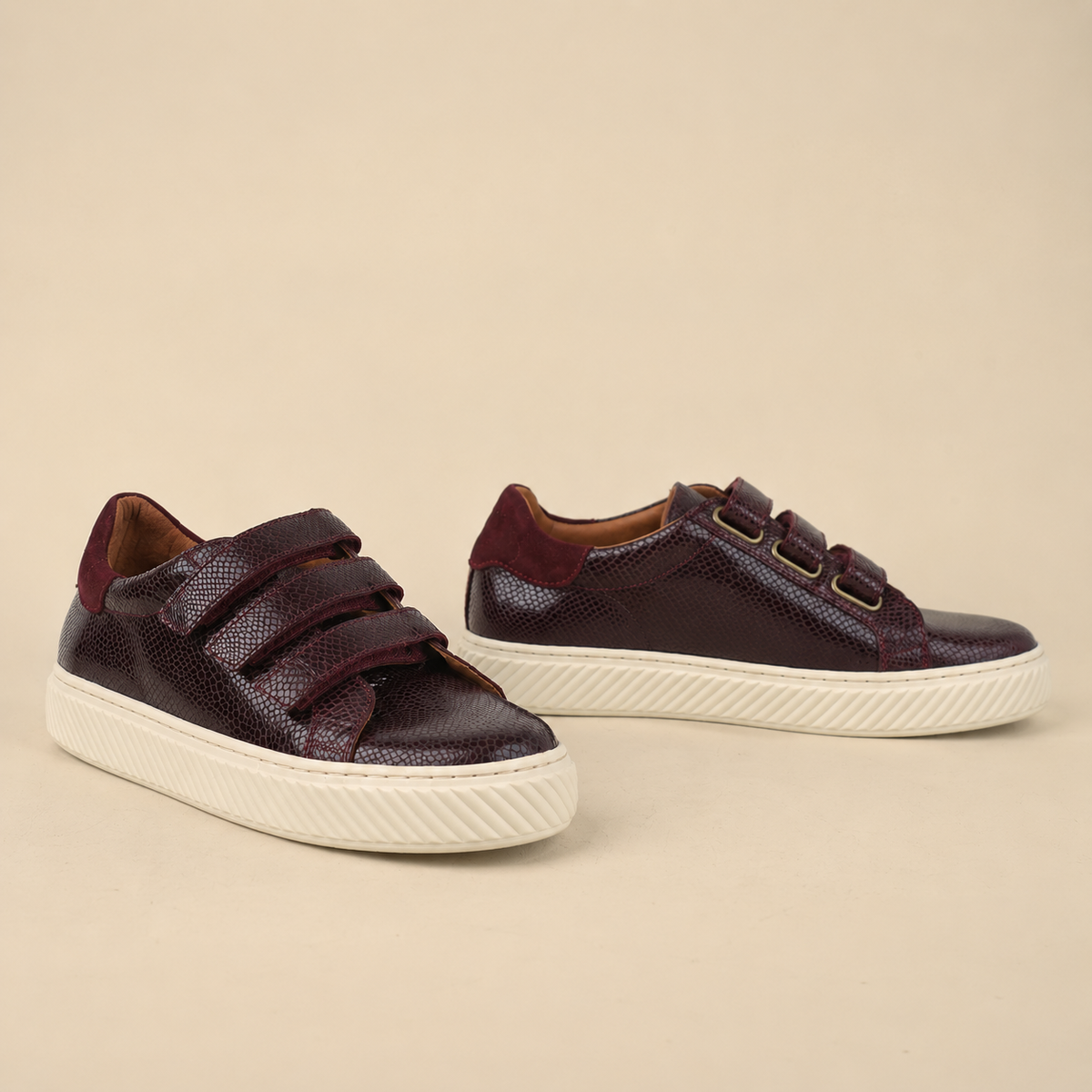 Narla Bordeaux Rept Trainer by Esska